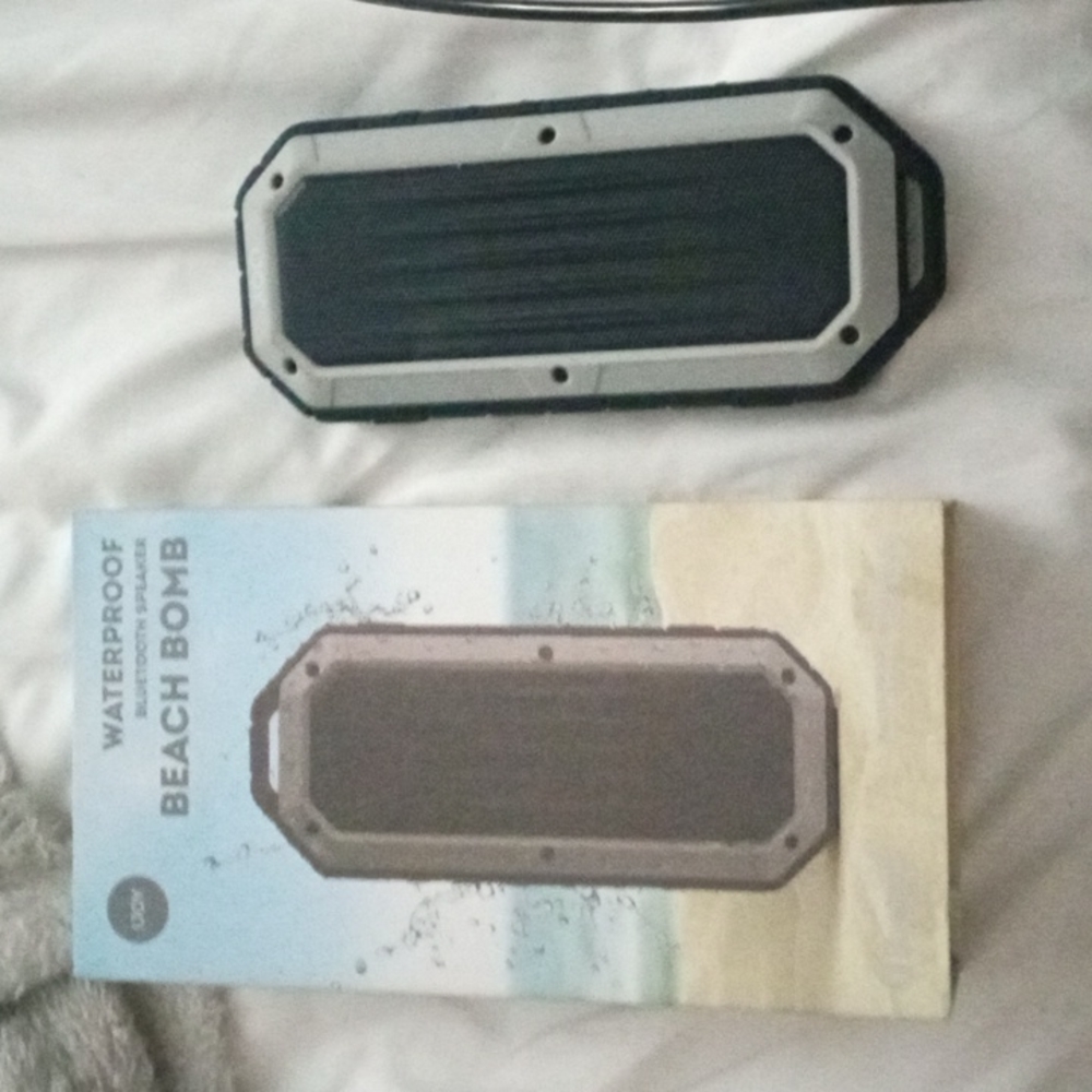 Ijoy beach bomb Bluetooth speaker